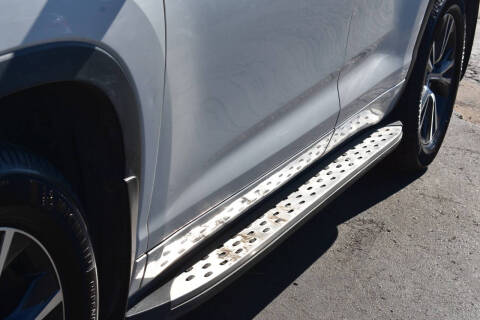 2017 Toyota Highlander LE