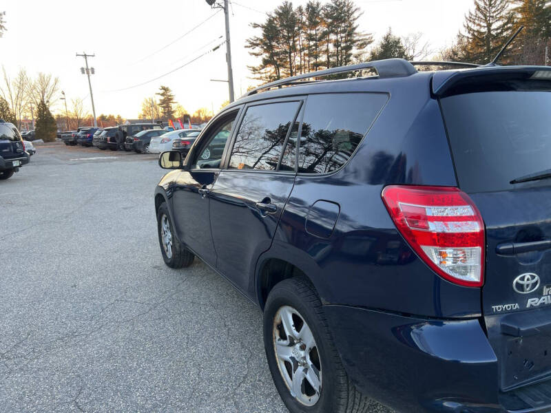 2010 Toyota RAV4 Base photo 4