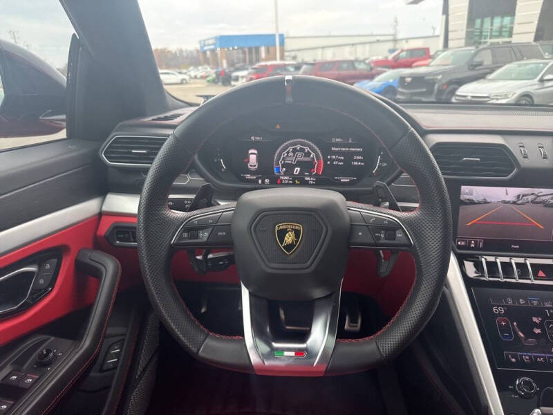 2019 Lamborghini Urus