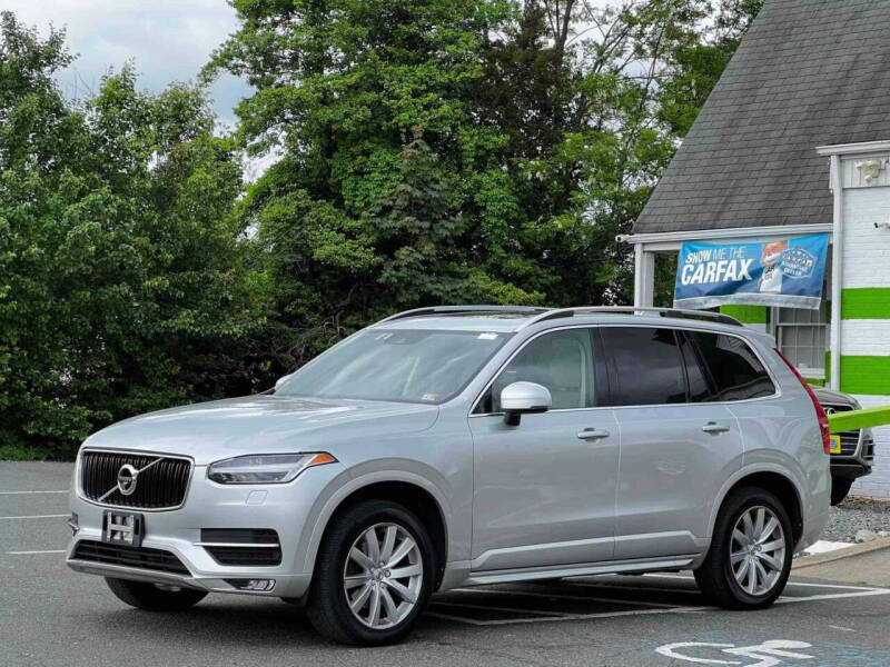 2016 Volvo XC90 T6 Momentum