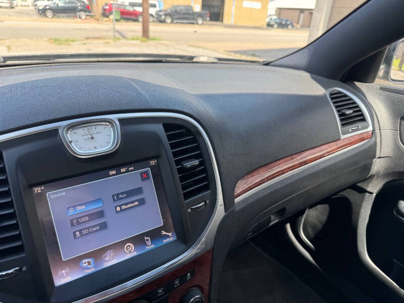 2014 Chrysler 300