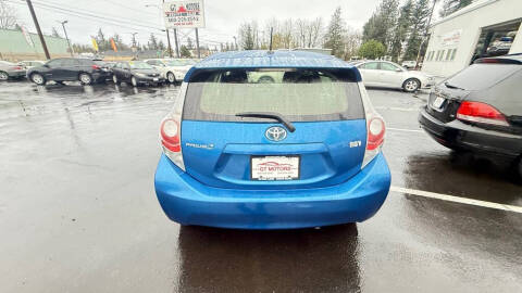 2014 Toyota Prius c Four