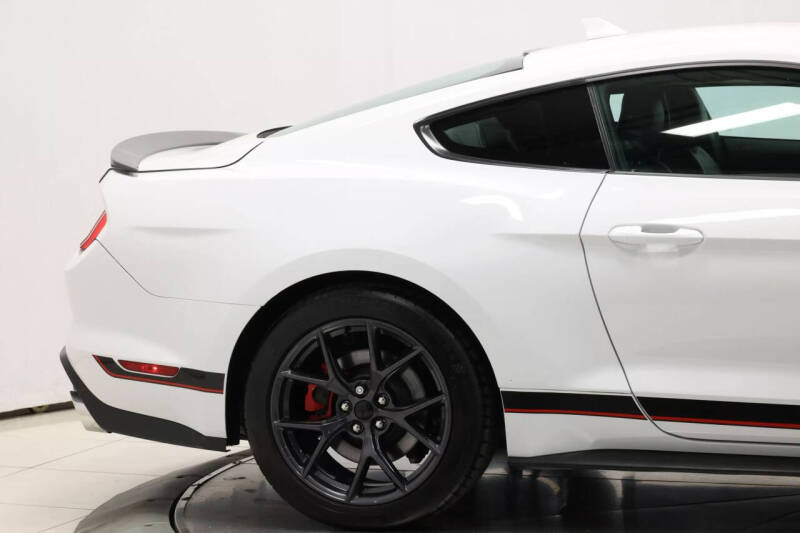 2022 Ford Mustang Mach 1