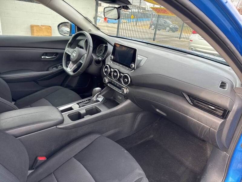 2022 Nissan Sentra SV