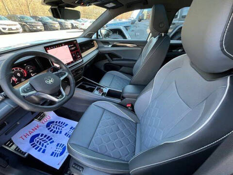 2025 Volkswagen Tiguan SEL R-Line 4Motion