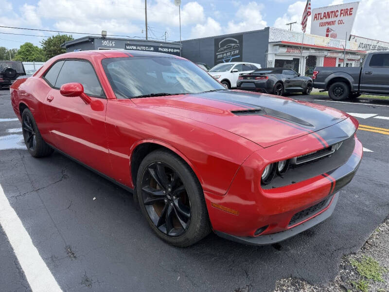 2016 Dodge Challenger SXT