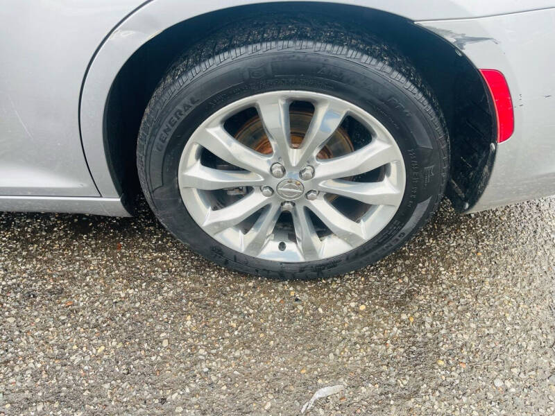 2018 Chrysler 300 Limited