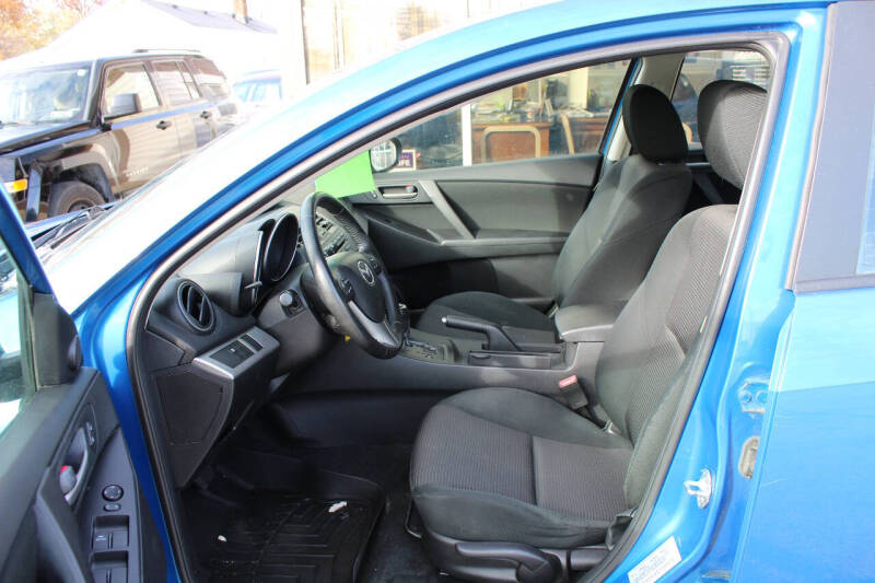 2012 Mazda MAZDA3 i Touring