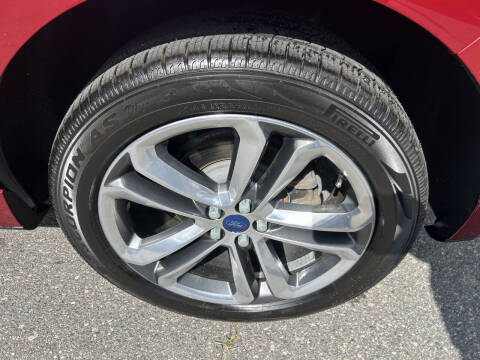 2017 Ford Edge Sport