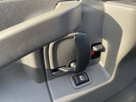 2025 Chevrolet Express 2500