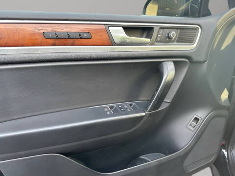 2013 Volkswagen Touareg