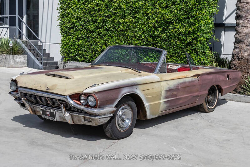 1965 Ford Thunderbird