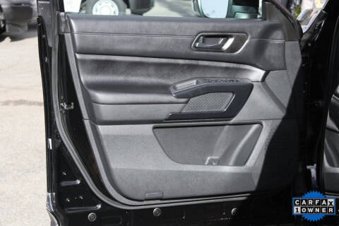 2024 Nissan Pathfinder S