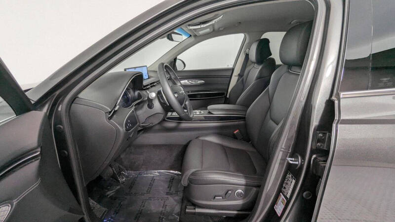 2025 Genesis GV70 2.5T Standard