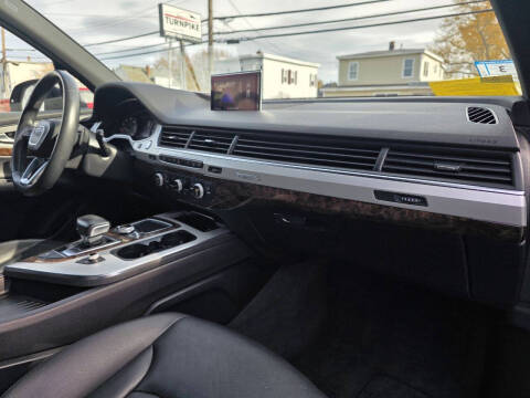 2018 Audi Q7 2.0T quattro Premium