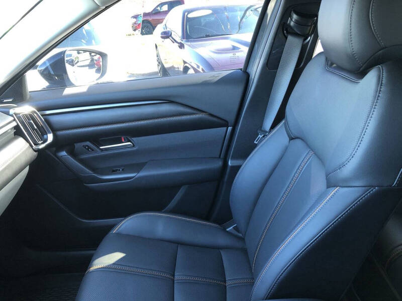 2025 Mazda CX-50 Hybrid Premium Plus