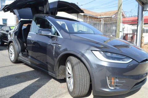 2017 Tesla Model X 90D