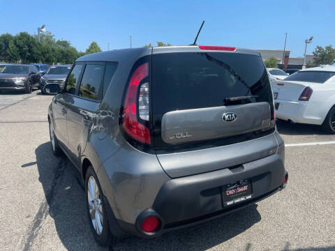 2015 Kia Soul +