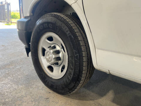 2017 Chevrolet Express 2500
