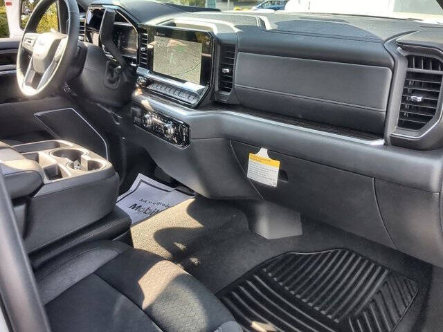 2026 GMC Sierra 1500 Elevation Standard