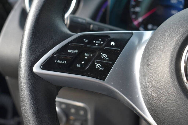 2025 Mercedes-Benz GLB GLB 250