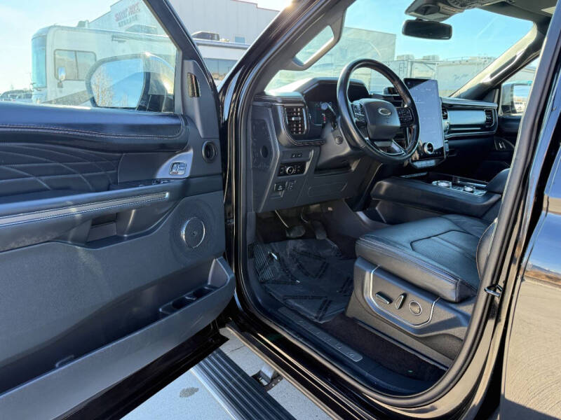 2023 Ford Expedition Platinum