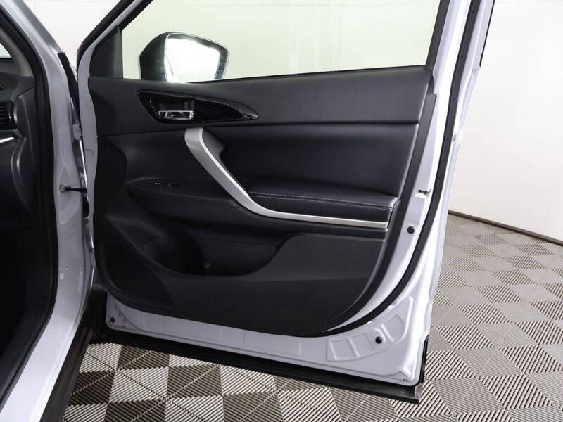 2025 Mitsubishi Eclipse Cross SE