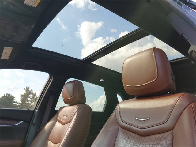 2020 Cadillac XT5 Sport