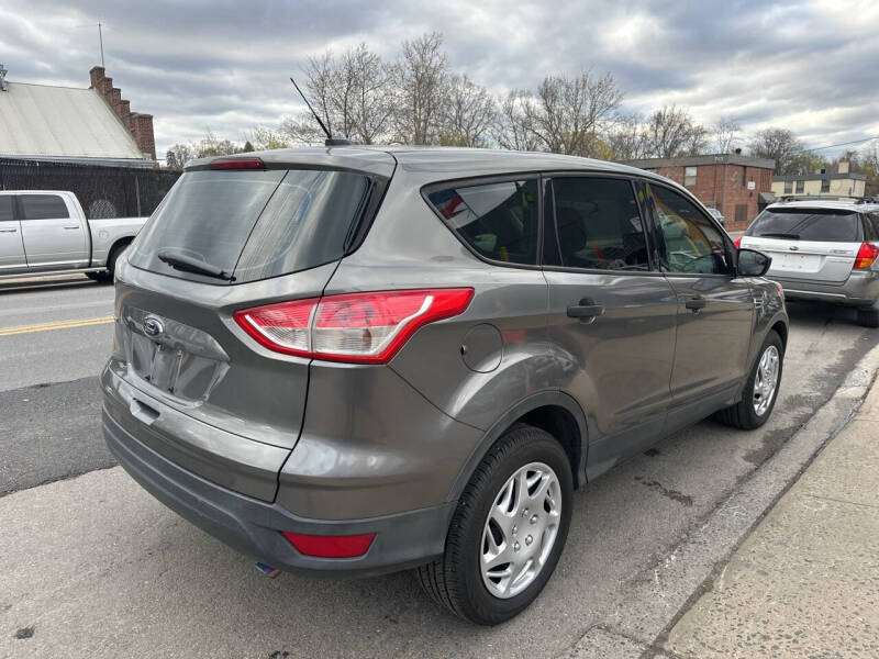 2014 Ford Escape S