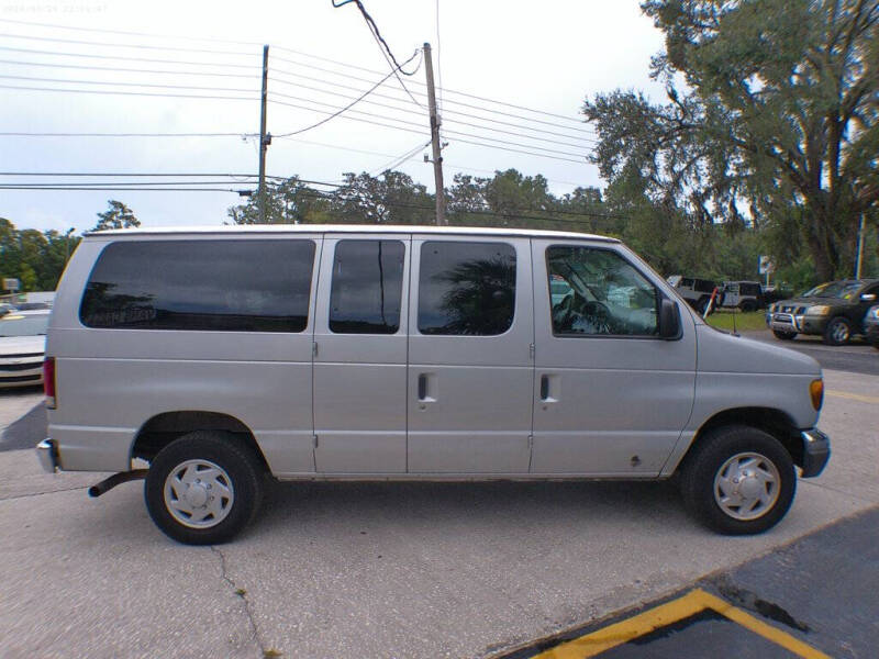 2007 Ford E-Series E-350 SD XLT