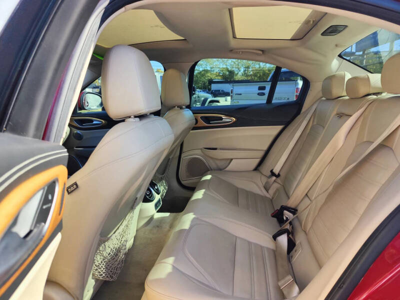 2019 Alfa Romeo Giulia Ti Lusso