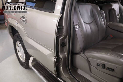2003 Cadillac Escalade