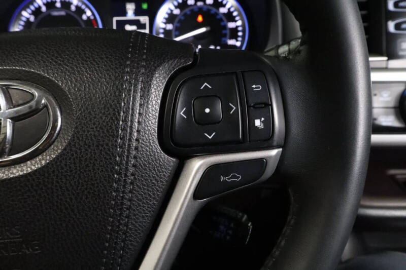 2016 Toyota Highlander