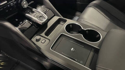 2025 Acura MDX w/Tech