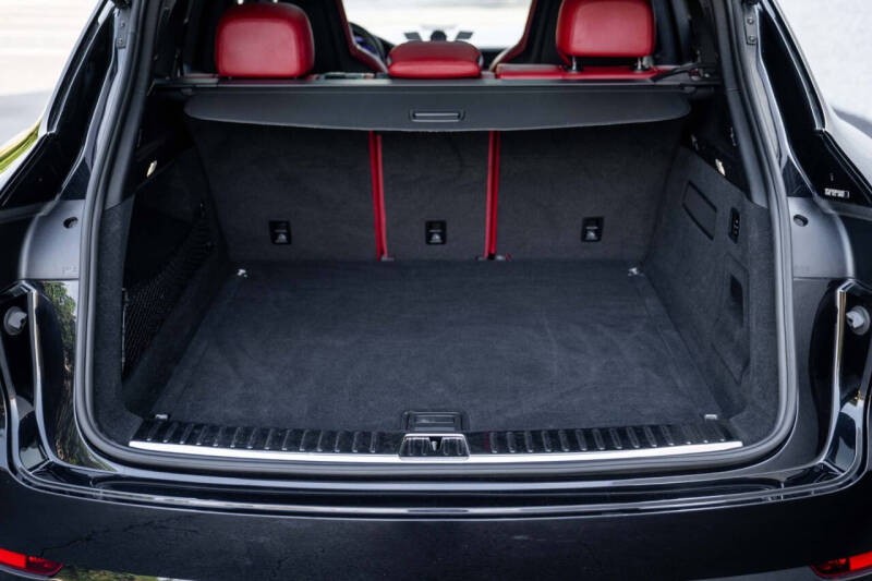 2021 Porsche Cayenne GTS