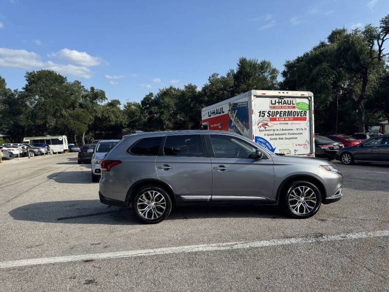 2018 Mitsubishi Outlander ES