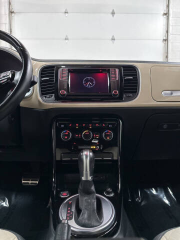 2019 Volkswagen Beetle Convertible 2.0T SE