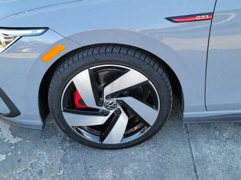 2024 Volkswagen Golf GTI S