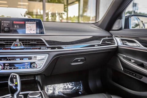 2019 BMW 7 Series 740i