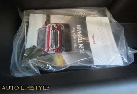 2024 GMC Terrain SLE