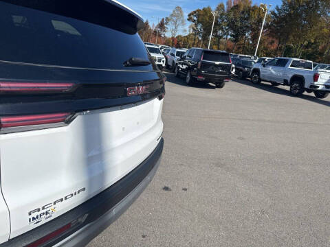 2025 GMC Acadia Elevation