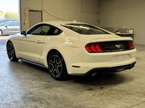 2020 Ford Mustang EcoBoost