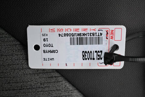 2019 Toyota Camry Hybrid LE