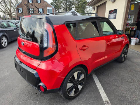 2016 Kia Soul +