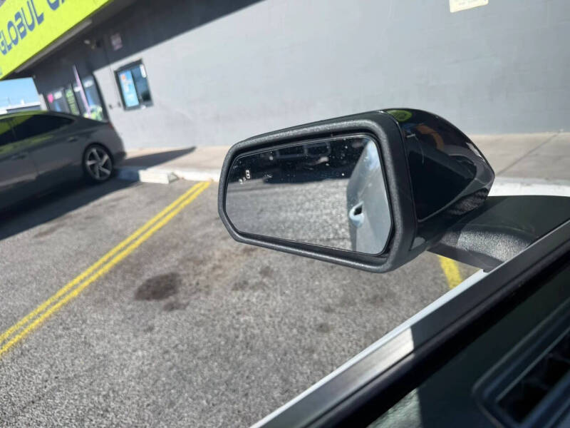 2022 Ford Mustang