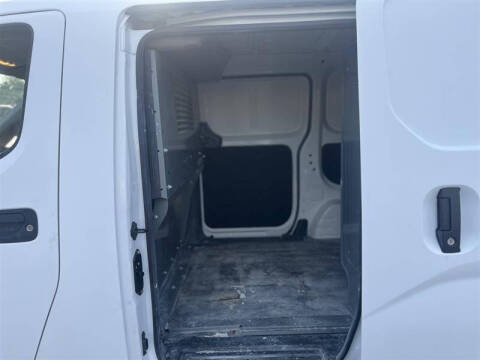 2017 Nissan NV200 SV