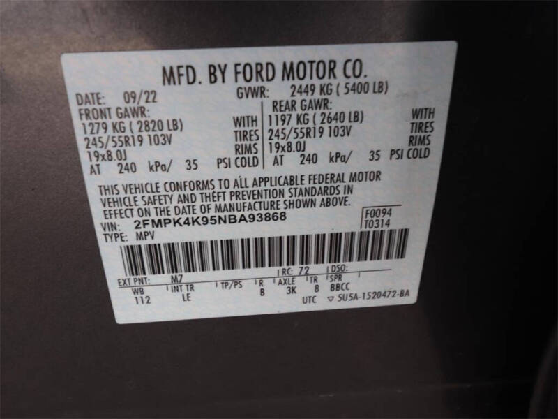 2022 Ford Edge Titanium