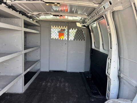 2021 Chevrolet Express 2500