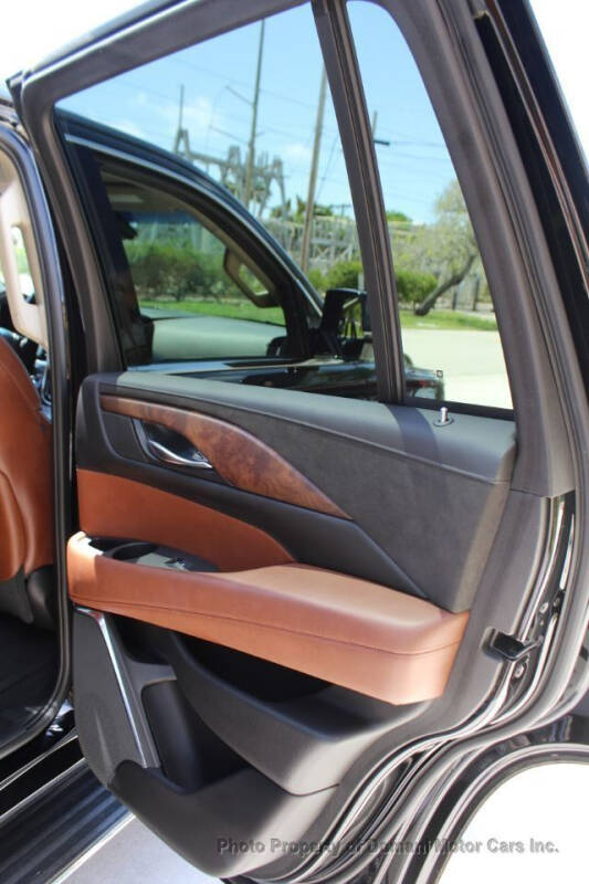 2015 Cadillac Escalade Premium