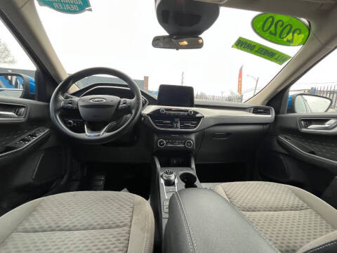 2020 Ford Escape SE